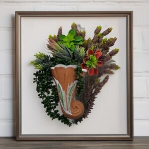 Vintage Rustic Wall Pocket Vase Cornucopia Horn Ceramic Wheat Motif 6x5